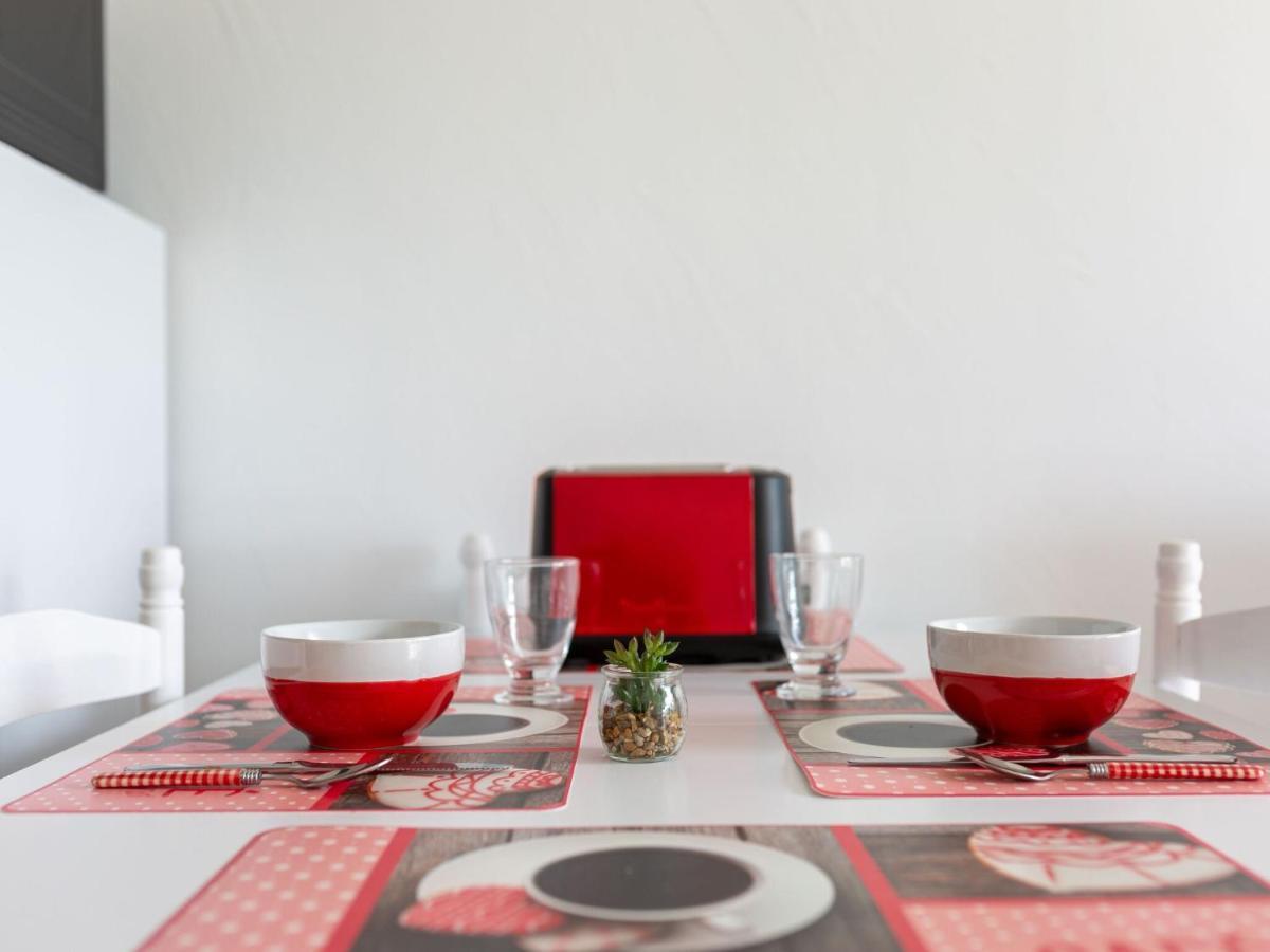 Simplistic Holiday Home In Grandcamp With Garden Ngoại thất bức ảnh